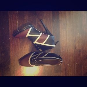 GX by Gwen Stefani Ankle Boots Size 8.5